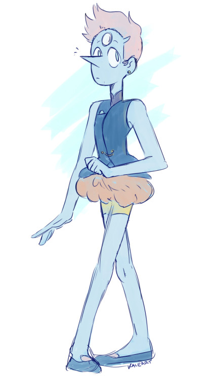 kaceart:  had a tiny bit of time to draw something, so here’s a pilot pearl :P 