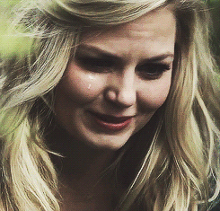 felicitykiss:  “It’s okay, Swan. Not everyone gets a chance to watch their parents fall in love.” 