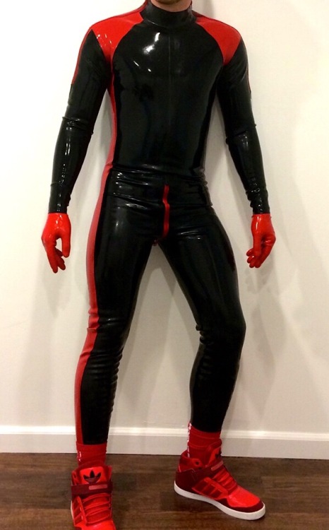 leatherrubbermen:  #leatherrubbermen 
