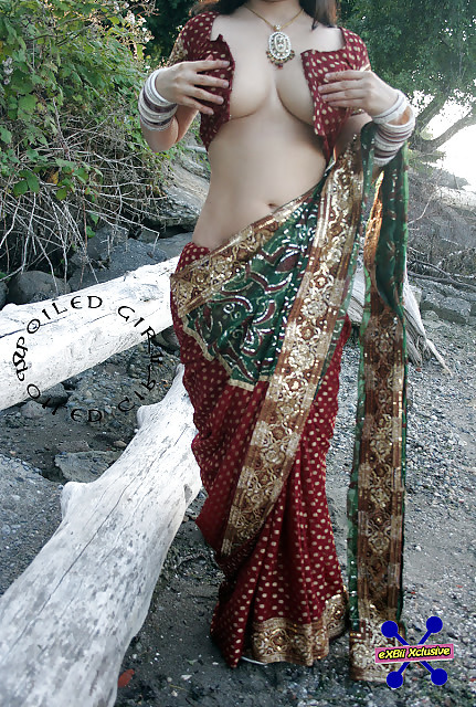 dipali26sanjay28:  nikkyaksh:  lildickcdncuckold:  alldesicollections:  Desi bhabi nude  Absolutely beautiful set of pics!!  That kind of sexy shoot in saree in an open location is on our list ;)  Looking sexy in saree