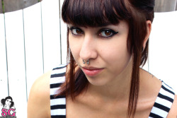 past-her-eyes:  NovaKobra Hopeful novakobra.suicidegirls.com