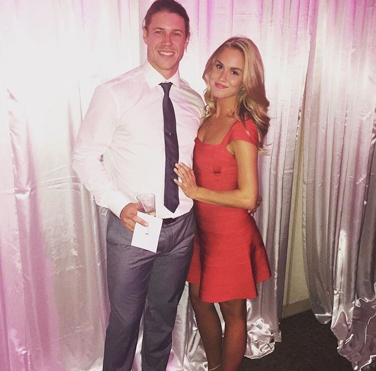 Meet Sydney Esiason, the stunning ex-Sports Illustrated anchor who has NFL  icon dad and is married to NHL star