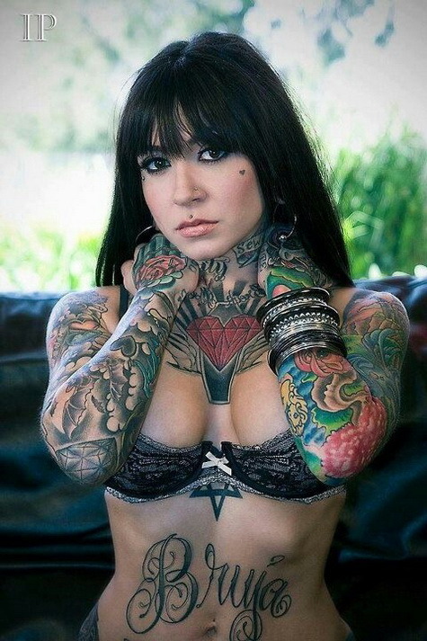 inked-girls-are-among-us:  Inked Girls Are Among Us 