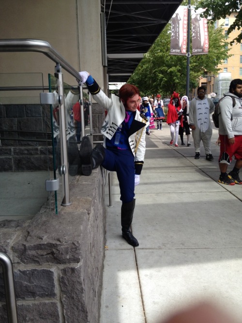 kiestu: ferallion: Our buddy cosplaying Hans at KumoriCon 2014 =^^= &ldquo;Princess!?&rdquo;