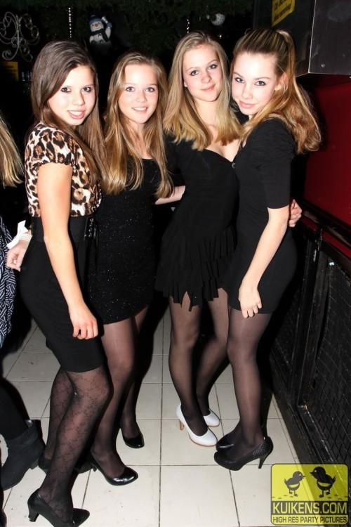 preciouspantyhose: Pick a pantyhose whore!!!!