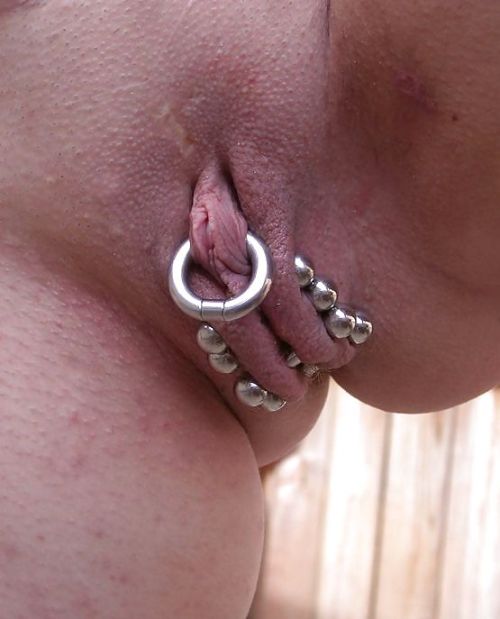 pussymodsgaloreA photo set illustrating examples of chastity piercing where pierced labia are joined by rings or barbells to close the pussy. A number of these have previously been posted on PMG as individual photos.