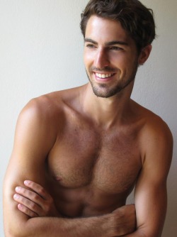 dallasguy75204:  eddy-eddy:  Antonio Navas  1,000’s of pics from a DallasTXGuy: dallasguy75204.tumblr.com 