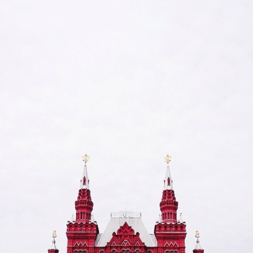 vintagepales:Minimalist Moscow Architecture by evmsk