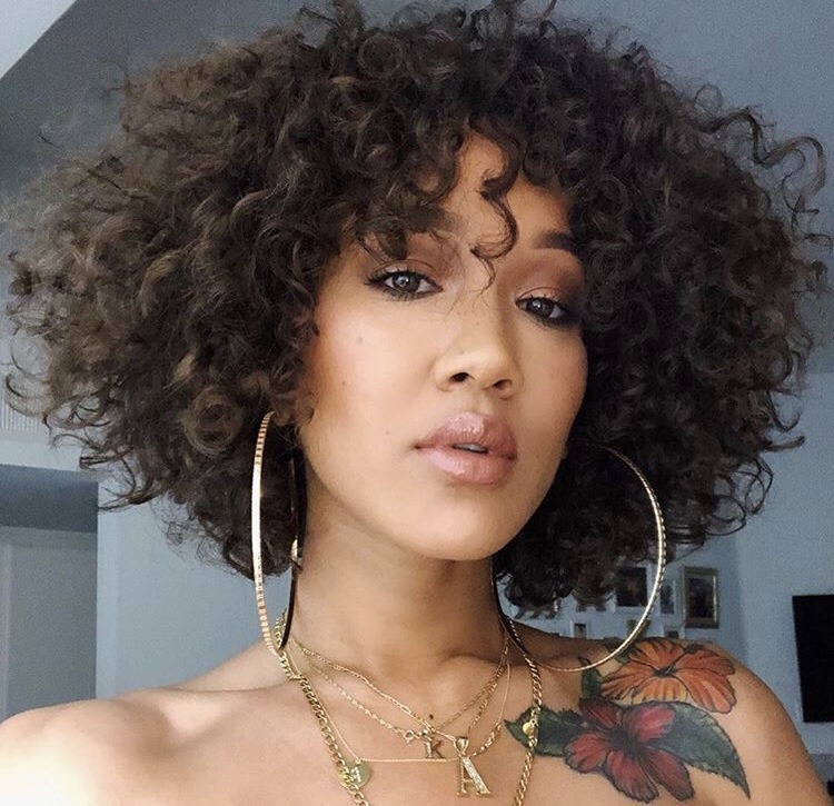 baddieblasians:  @ashleycoco_
