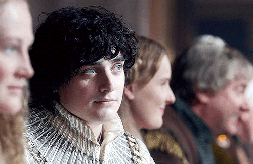 gendry:

Aneurin Barnard as Richard III in THE WHITE QUEEN (2013) #richard#gif