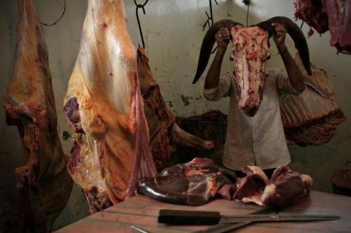 © Sergey Maximishin, Butchery, India, 2007