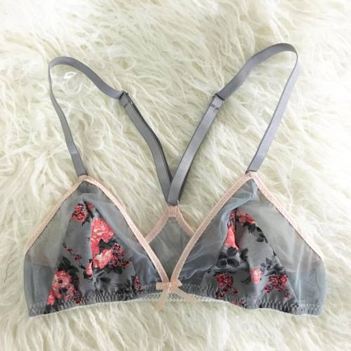 A racer back version of one of my most popular bras #ohhhlulu #madeincanada #etsy #handmadelingerie 