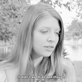 jaimelannistre:Now I’m bathed in light / Something just isn’t right / I’m under your spell / How els