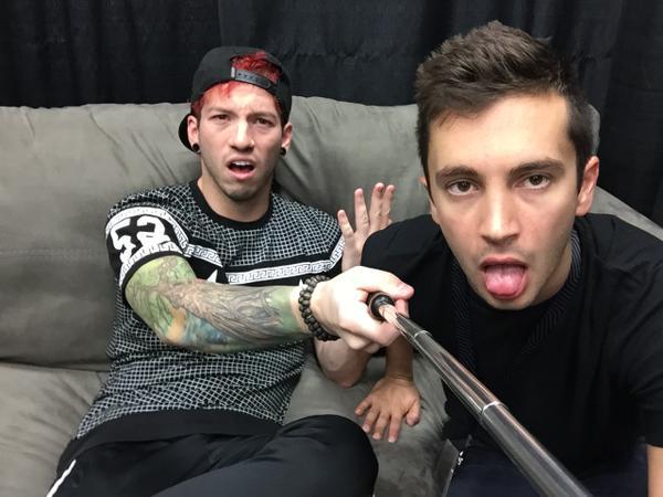 twenyonepilots:super busy working on the road