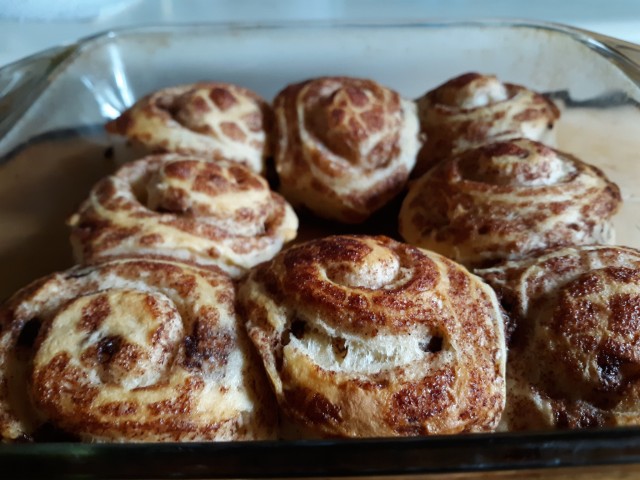 Its 4:20 PM on April 16th, 2020I woke up at 2pm and laid in bed playing pokemon go to catch the nearby pokemon. I scrolled facebook, and tumblr, and once again tried to access my Instagram account. I had a hankering for cinnamon rolls today, and luckily
