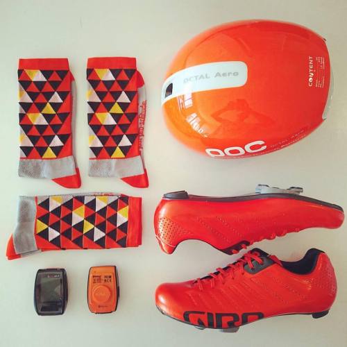wtfkits: Orange ya glad @sean_sako did #kitgrid ・・・ All this orange @sako7_apparel | @powertap @giro