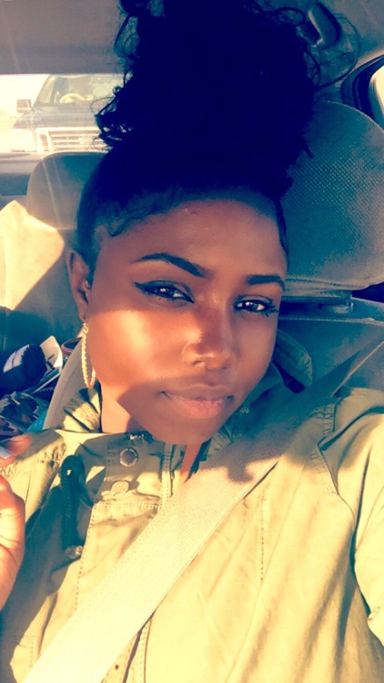 heyyreene:  a product of 🇩🇴+🇪🇹+🇳🇬 =👸🏾