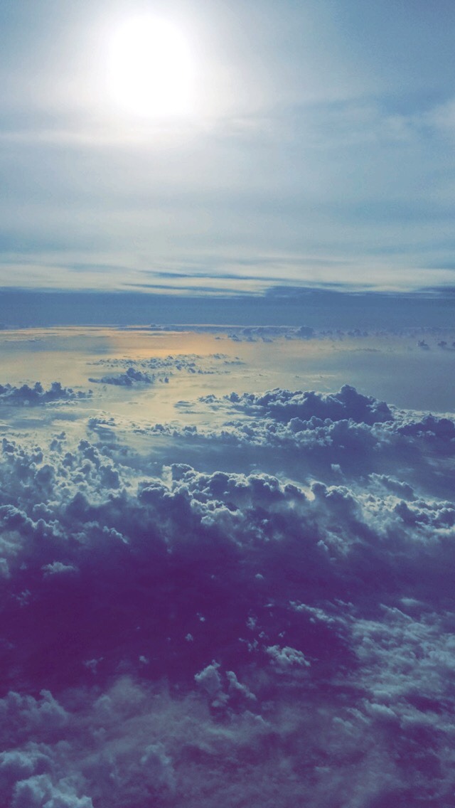 sircharlielunar-blr:  When I’m in the sky