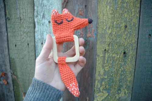 Crochet Rattle Fox // MamumaBird