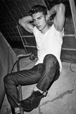 red-meat:  Nolan Gerard Funk by Eric Ray
