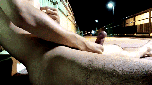 cumversatile:  every squirt not inside my ass is wasted cum