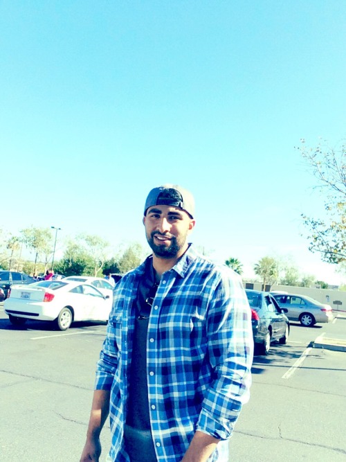 thejourney3121:  Contrary to popular belief; I wear clothes