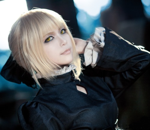 scandalousgaijin:saber alter - Rolays