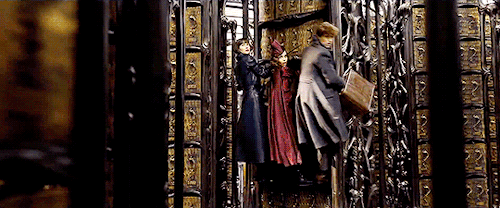 misguidedman:  ralts:  Are you a ghost? No. I’m alive. Well, I’m an Alchemist and, therefore immortal. Fantastic Beasts: The Crimes of Grindelwald (2018) dir. David Yates   