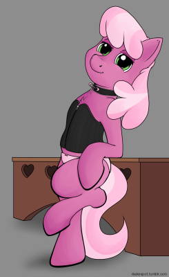 risckespot:  Cheerilee likes to unwind after class has left with a little bit of dressing up.  x: