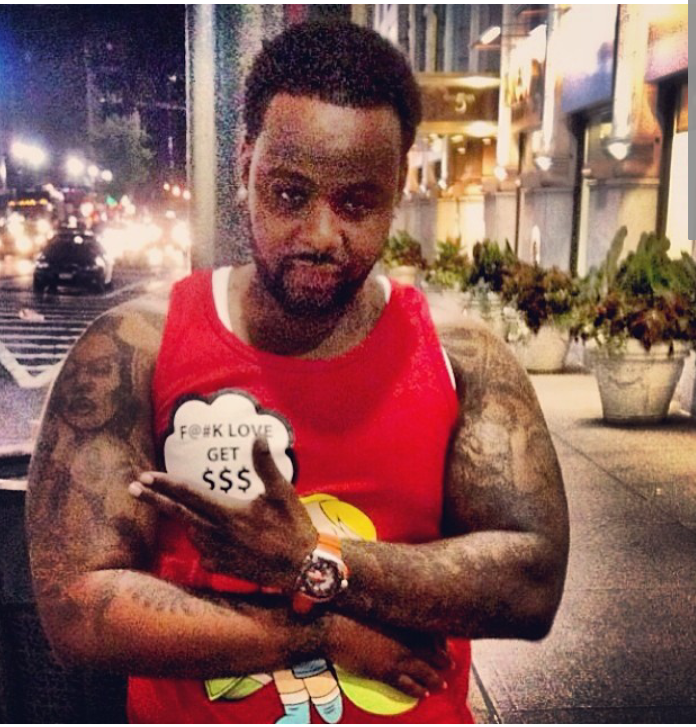 therealmccoy27:  prettihaute:  Teddy could sleep in the box if he wanted to  Teddy!!!!