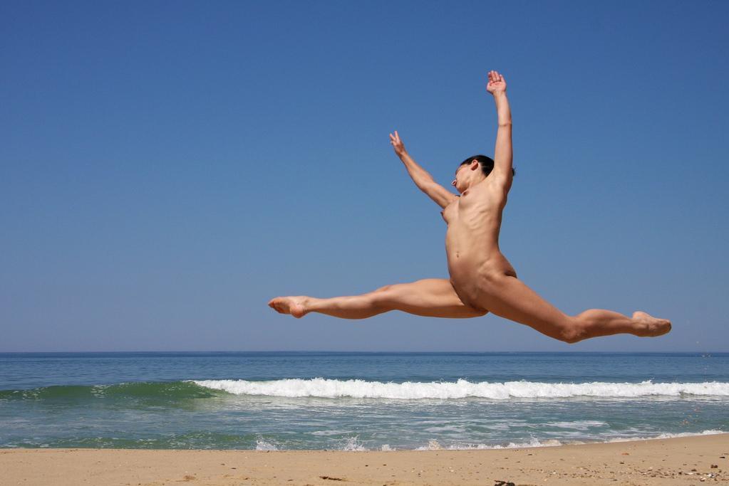 Naked Aktivities