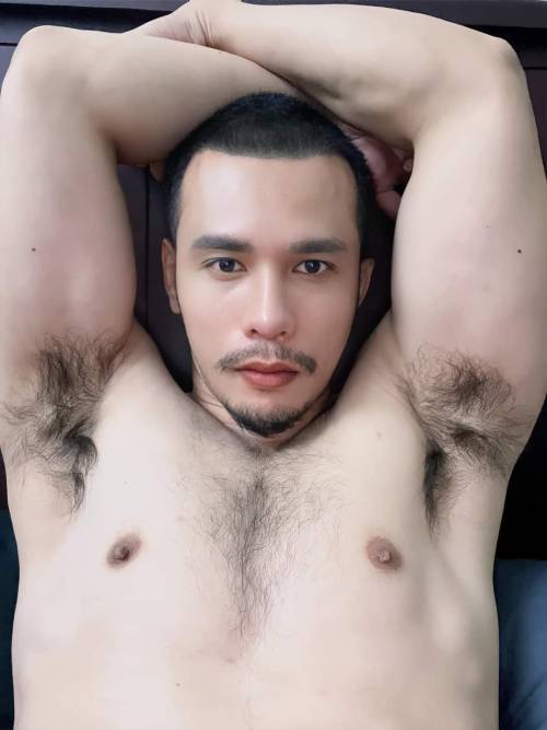 https://hairysweatysmelly.tumblr.com/post/695885473644789760