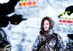 nymheria:  Rose Leslie and Kit Harington filming Game of Thrones Season 2 in Iceland 