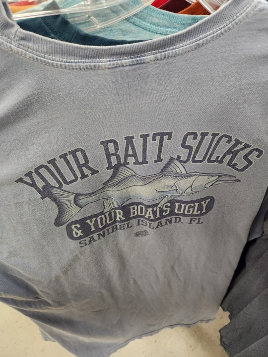 shiftythrifting:never bought a shirt faster