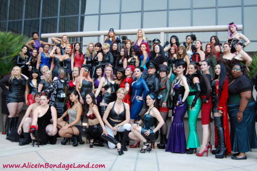 mistressaliceinbondageland:  Super fun photos from DomCon 2012 - can you spot anyone you know in the big DDI group photo? :-D 