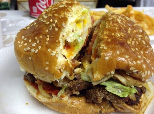 whatlifetimeisthis:  thotdreyhepburn:  blkoutqueen:  jiahpleasechill:  afro-arts:  Ann’s Snack Bar  ✨Home of the world famous Ghetto Burger!✨  Atlanta, GA  CLICK HERE for more black owned businesses!   B I T C H  Yo wait this is where I live  Miss