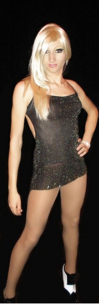 sissyslut-me:  bummmzzz:  Wow  Wowwy Wow :) 