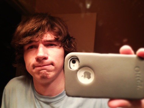 samwisethepooh:  In case you all were wondering, this is my “holy shit it is five in the morning, there is dirt on the mirror, and I’m too tired to make any other attempt at a facial expression yet somehow I have enough energy to type this out”