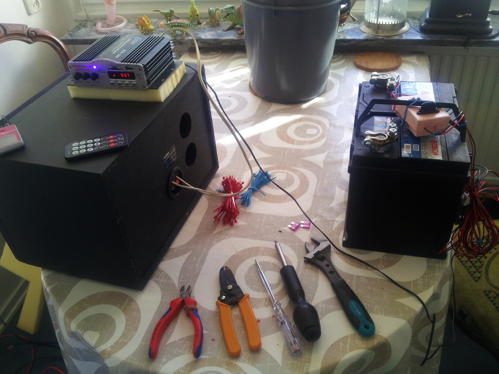 Today, I finally managed to put my car battery, amp and subwoofer together for the