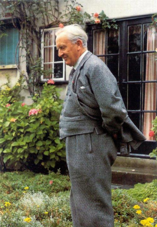 vulgarweed:stereobone:stoneofthehapless:The man himself, J.R.R. TolkienFun Facts: Tolkien met his wi