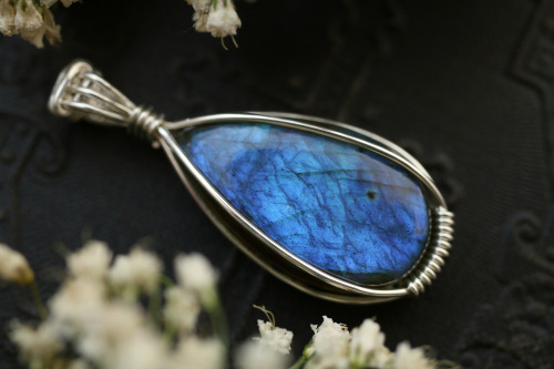 Labradorite pendants with sterling silver handmade my me.Available at my Etsy Shop - Sedna 90377