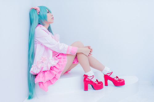 Vocaloid - Miku Hatsune [Sweet Magic] 9HELP US GROW Like,Comment & Share.CosplayJapaneseGirls1.5 - www.facebook.com/CosplayJapaneseGirls1.5CosplayJapaneseGirls2 - www.facebook.com/CosplayJapaneseGirl2tumblr - http://cosplayjapanesegirlsblog.tumblr.com