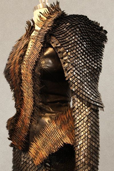 fancyfranzy: corsairsof: thranduilfanfictioner:Woodland Realm attire fit for a warrior queen #2.(Pic
