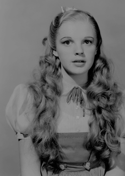 adreciclarte:Judy Garland in The Wizard of