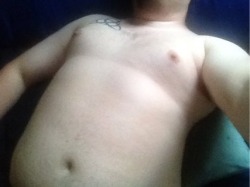 kabutocub:  It’s Topless Tuesday and Fat