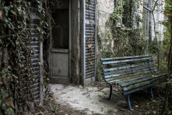 yuriorbital:  Abandoned Sanatorium Italy,