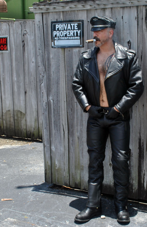 June 28, 2013.  Another gift from an ardent fan&ndash;Berliner pants from 665 leathers. &nb