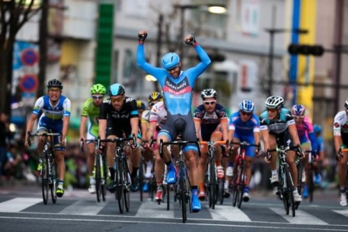 cyclist-in-the-fog: eastsidepatina:  Bernie Eisel - Japan Cup Crit  but Steve Von Hoff won