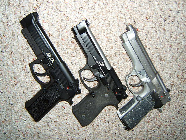 weaponslover:  L: Beretta 92G Elite M: Beretta 92G Elite. R: Beretta 92FS