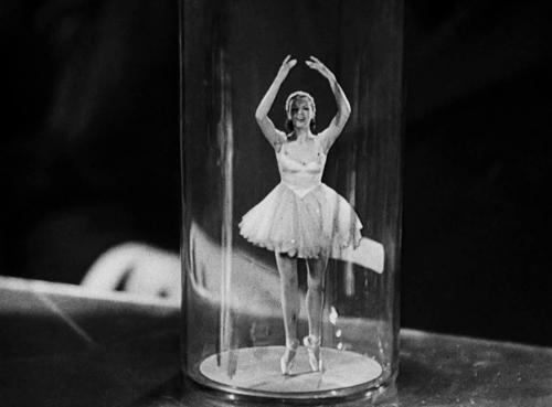 littlehorrorshop:My little ballerina is charming, but such a bore. She only dances to Mendelssohn’s 